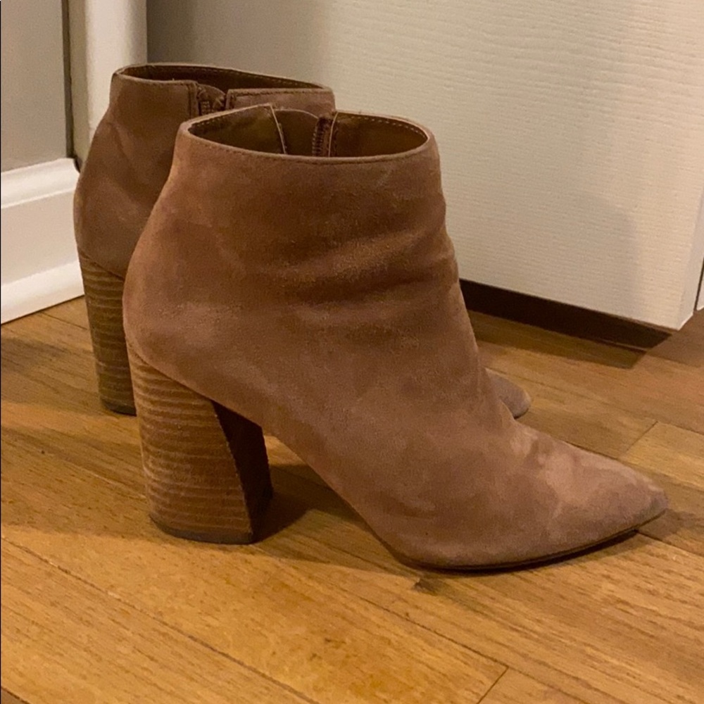 Steve Madden suede booties